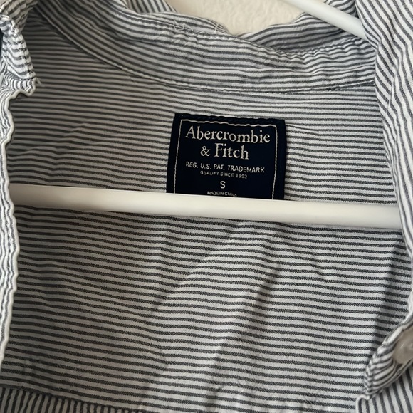 Abercrombie button up - Picture 2 of 2